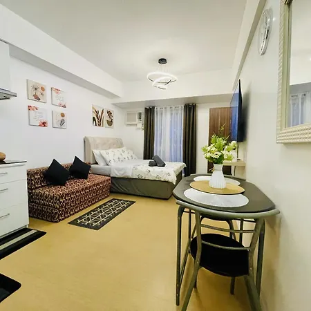 Cozy Studio W/ Balcony At Centrio Towers Beside Ayala Mall Cagayan de Oro Exterior photo