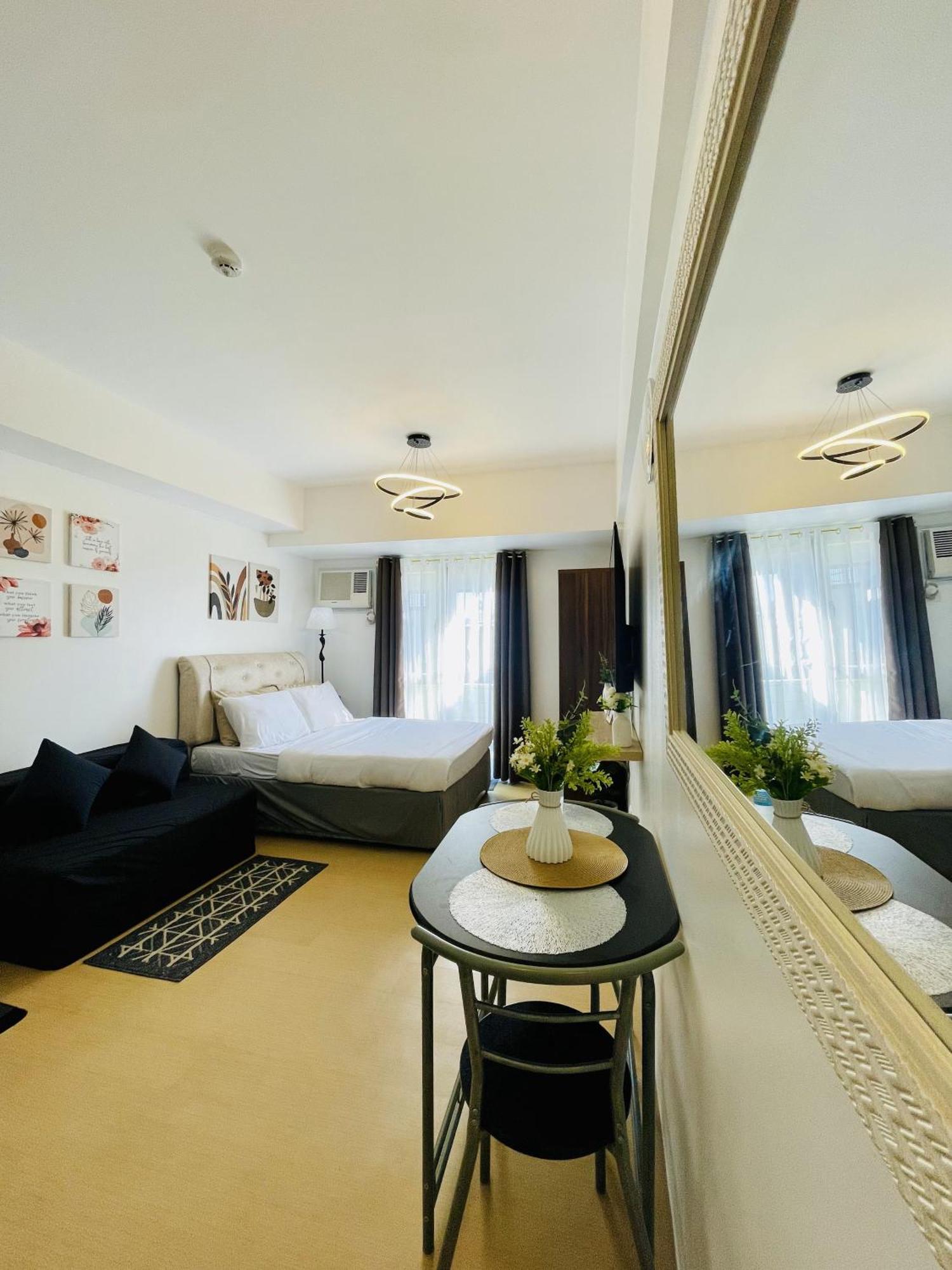 Cozy W/ Balcony At Centrio Towers Beside Ayala Mall Apartment *