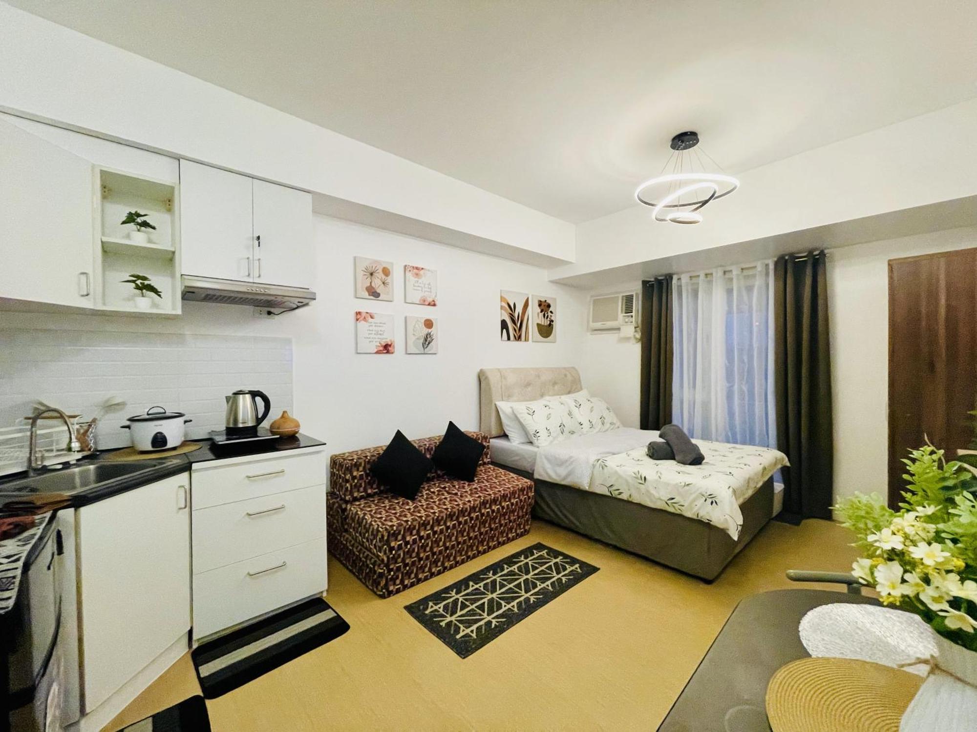 Cozy W/ Balcony At Centrio Towers Beside Ayala Mall Apartment