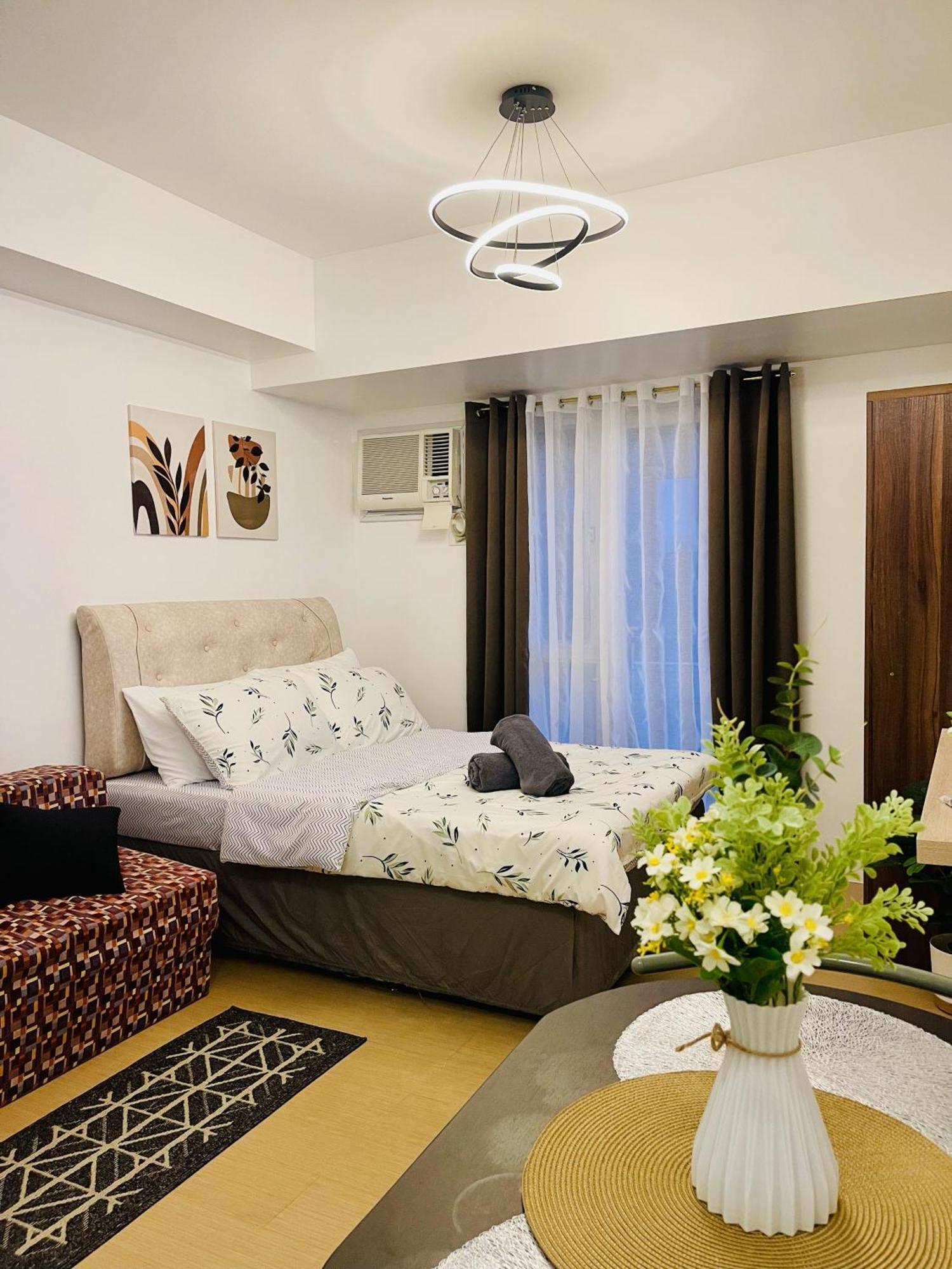 Cozy W/ Balcony At Centrio Towers Beside Ayala Mall Apartment