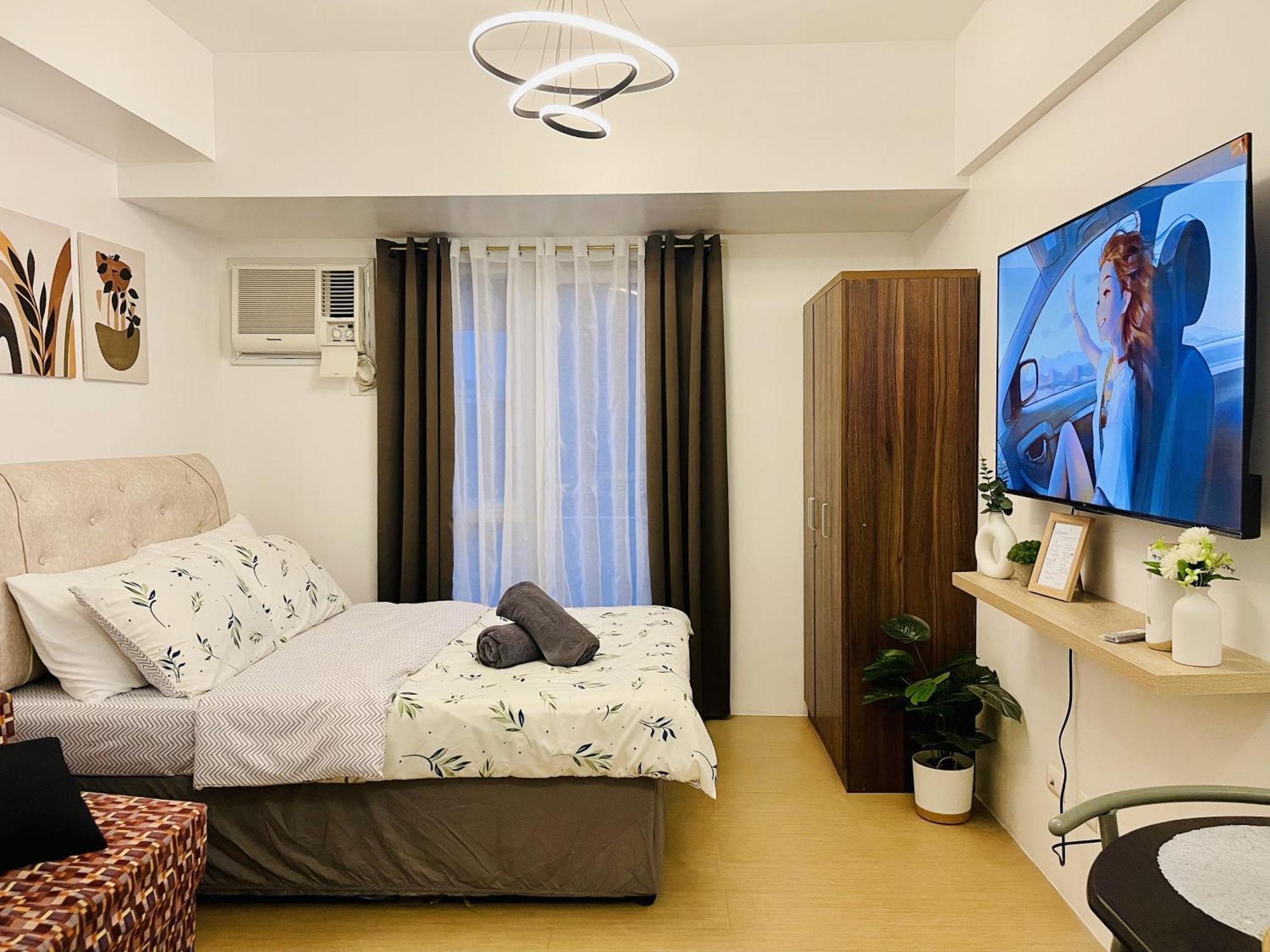 Cozy W/ Balcony At Centrio Towers Beside Ayala Mall Apartment *